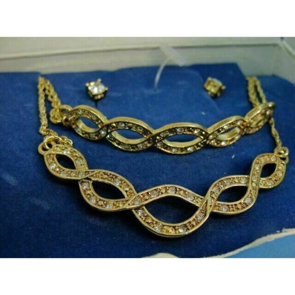 Womans Avon Jewelry Bracelet Necklace Earrings Gold Tone 3pc Set w Box Gift Girl - Picture 8 of 10
